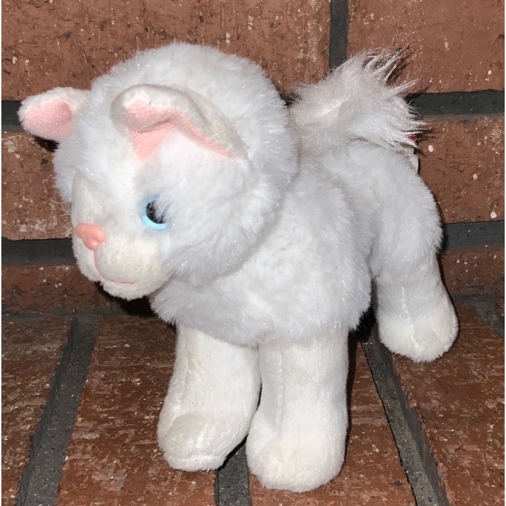 Our Generation Battat White Kitten Poseable Plush Blue Eyes 6"‎ Standing Cat